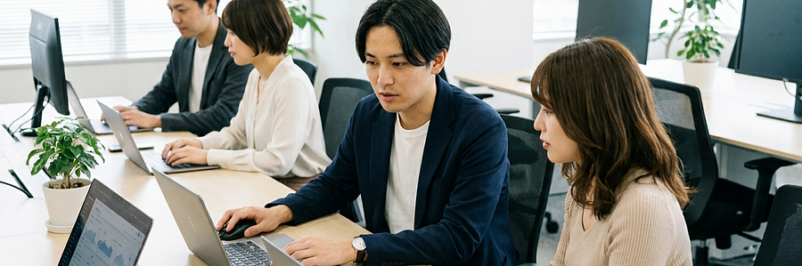 汎用AIの表現力の限界を独自AIで突破し、プロ品質の広告コピーを生成