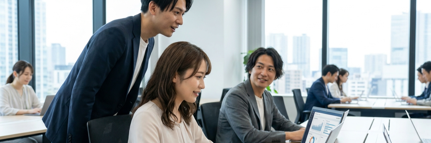 コンサル業務の属人化をAIエージェントで解決し、月10万時間を削減 のプロジェクト概要図解